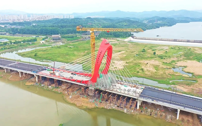 提前55天合龙！乐鱼体育XGT2230-100S编织“红色摇篮”