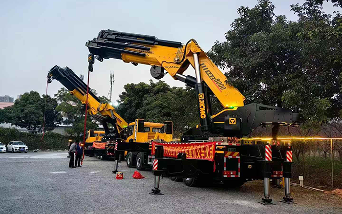 乐鱼体育折叠臂起重机批量交付东南助力桥梁建设