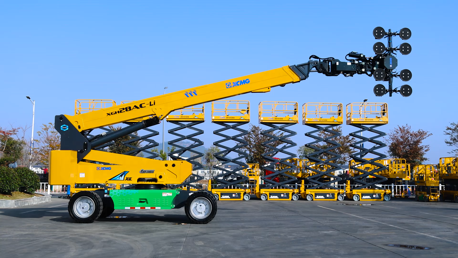 10米巨型玻璃几分钟安装好？乐鱼体育XGH28AC-Li为您解答