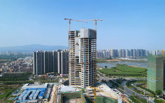 城市“金名片”| 乐鱼体育塔机助建新会第一高楼
