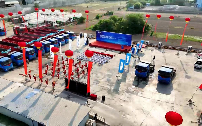 乐鱼体育新能源牵引车批量发往煤炭运输前线