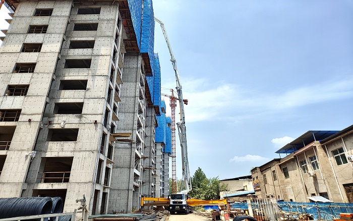 乐鱼体育72米泵车：助建超高层建筑
