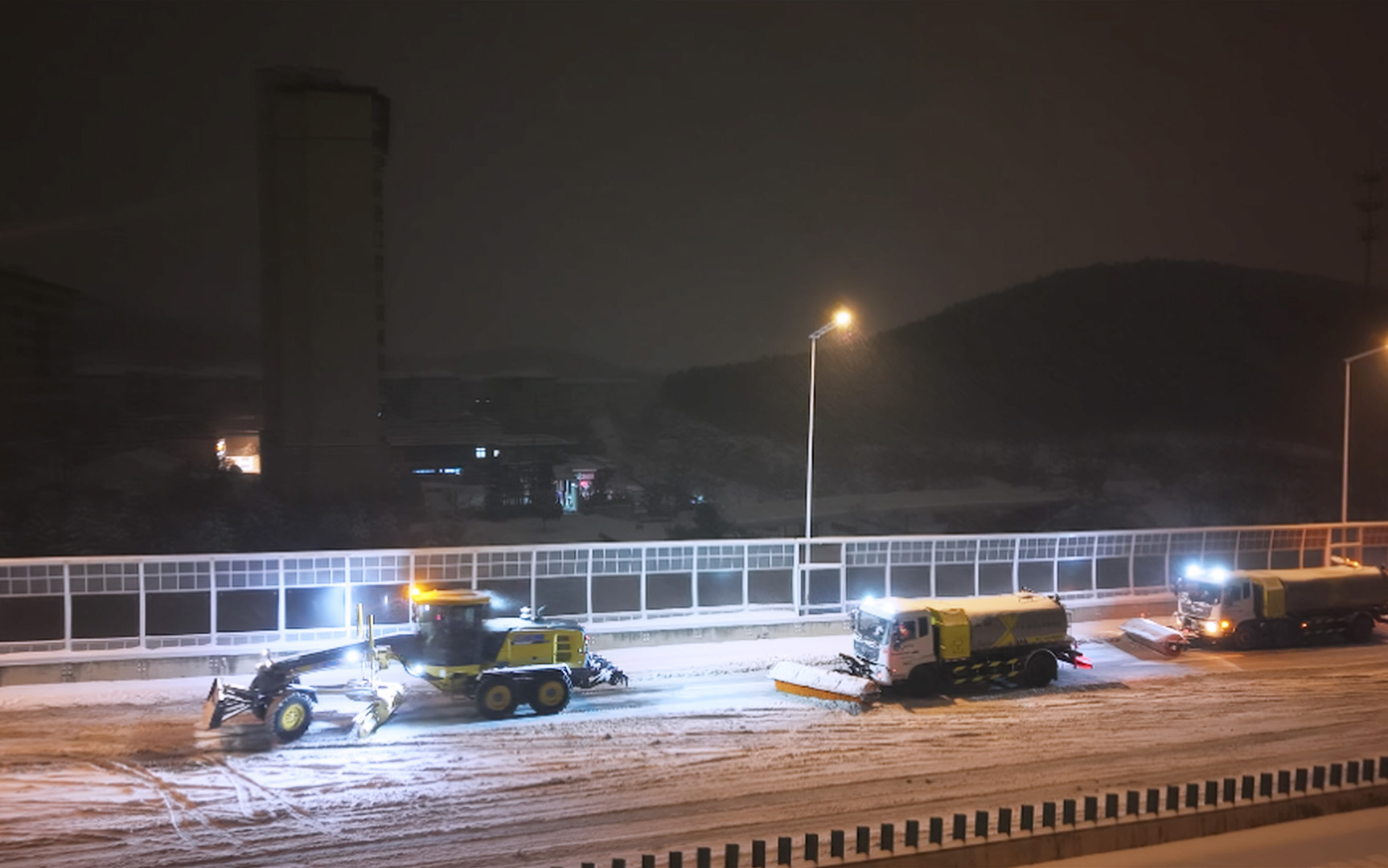 乐鱼体育除雪设备浴