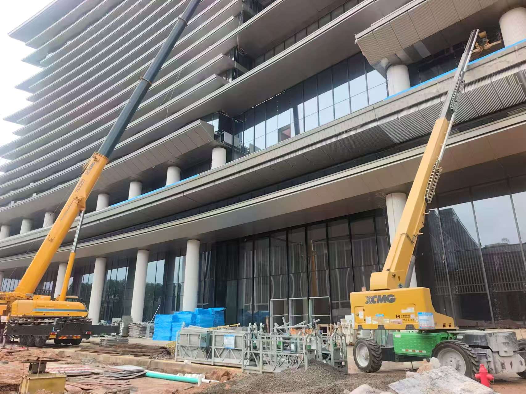 从“二维”到“三维”，乐鱼体育高机破解异形高空施工难题